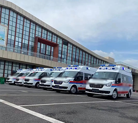 杜尔伯特服务车队展示