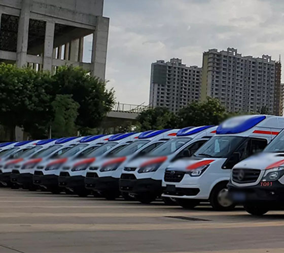 杜尔伯特服务车队展示